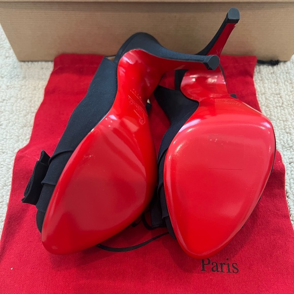 Christian Louboutin Slingback Open-toe Heels with Bows, Black and size 37.5 - Picture 5 of 7